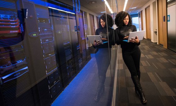 Eliminar lacunas digitais pode criar empregos e reduzir a pobreza